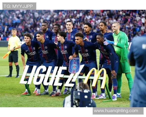 德甲焦点战巴黎圣日耳曼与莱比锡鏖战无果赛后引发热议与反思