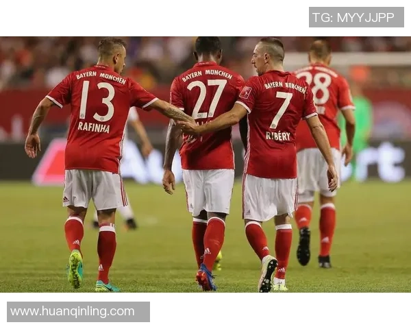 中超精彩对决拜仁与AC米兰战成平局乌龙球成比赛转折点分析 中超精彩对决拜仁与AC米兰战成平局乌龙球成比赛转折点分析